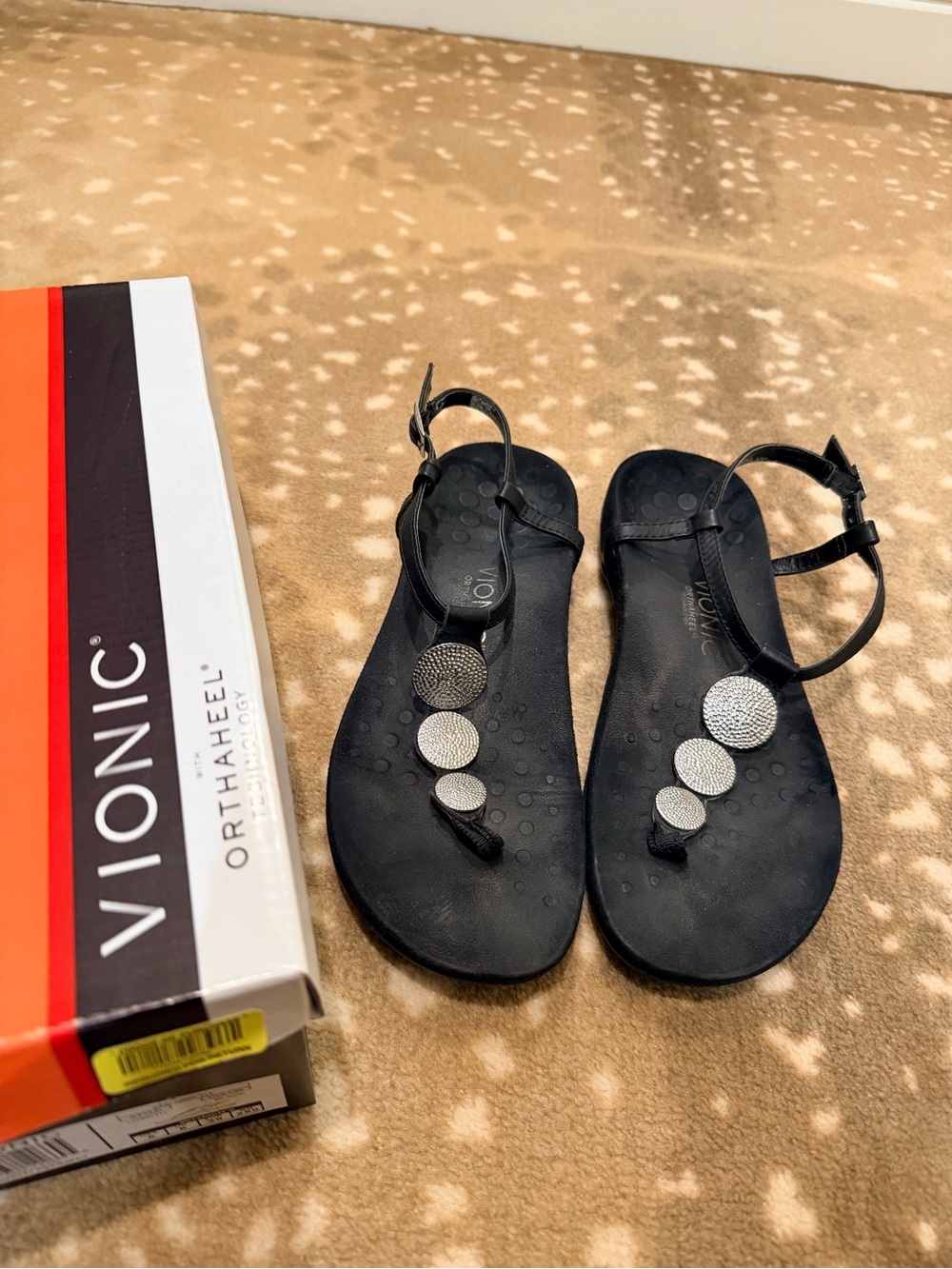 Vionic Black T-Strap Sandals with Silver Discs